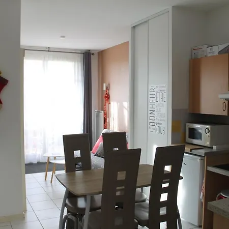 Piscine Appartement *